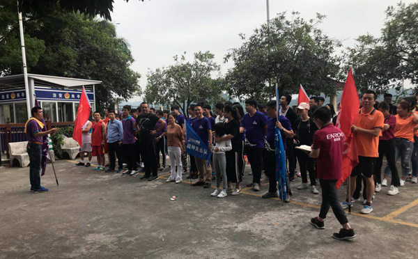 金馬爭霸賽火箭隊8公里徒步拉練，振奮人心！